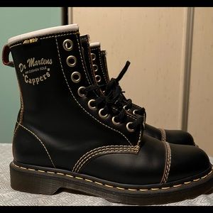 CAPPER VINTAGE SMOOTH LEATHER BOOTS Model: BLACK VINTAGE SMOOTH / 16058001